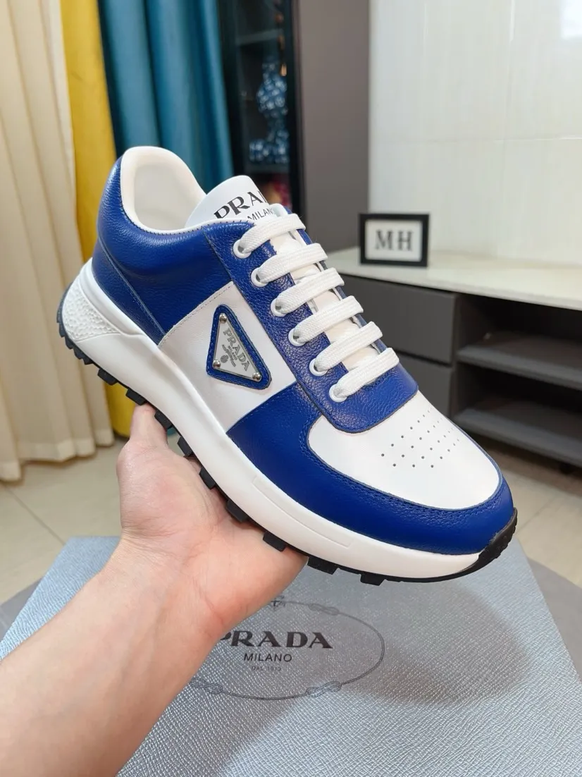 Men's shoes 💰440🌹🌹 [Prada] New men's shoes from the Milan show are released, new models from the official website: 1 production 🔺Original version, continuing the charm inheritance, innovation and tribute ⚫️Young and fashionable you must have 🎗movable feet without odor; imported suede cowhide with wear-resistant rubber soles; suitable for all seasons, fashionable and versatile. Code number:38-44